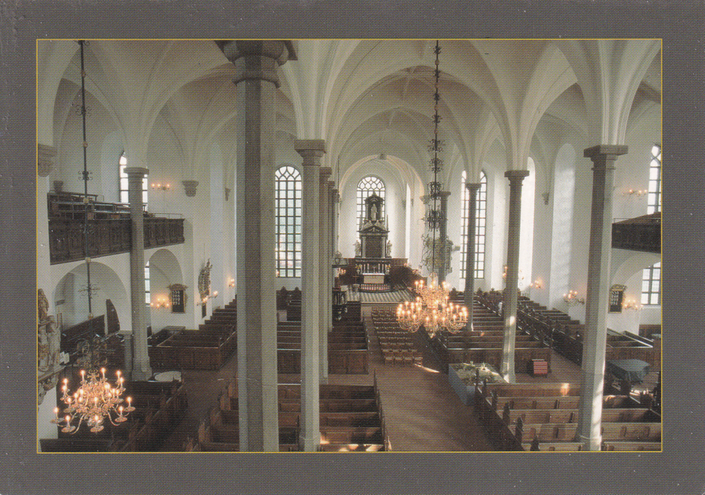 Framsidan på det vykort Charlie från Southcentral skickade till mig september 2026. Det föreställer insidan av Kristianstads heliga Trefaldighets kyrka.